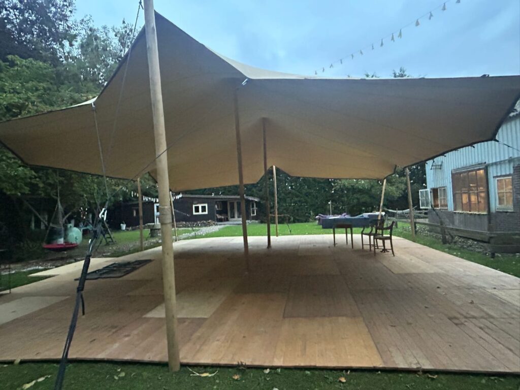 Stretchtent 10 x 12 meter van Witteman Tent Verhuur